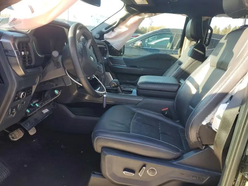 2025 FORD F150 LARIAT  