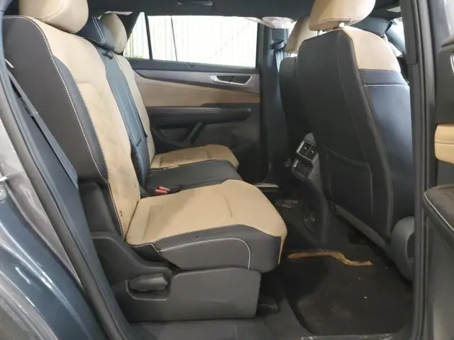 2024 VOLKSWAGEN ATLAS CROSS SPORT SE  