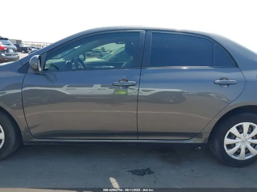 2011 TOYOTA COROLLA LE
