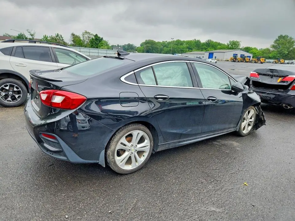 2018 CHEVROLET CRUZE PREMIER  
