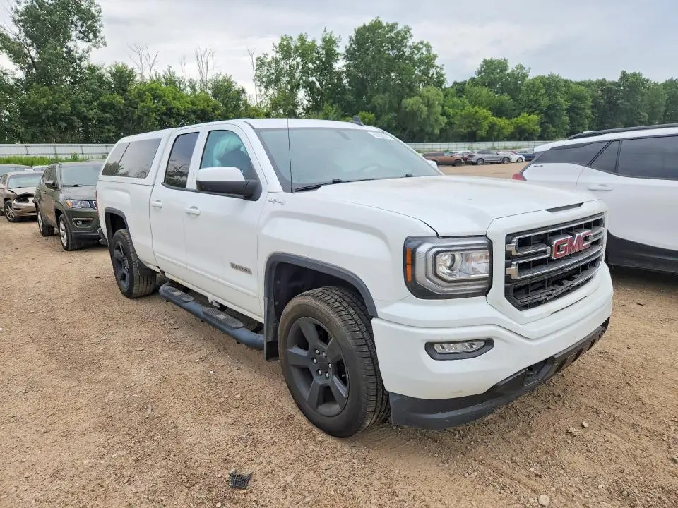 2017 GMC SIERRA   