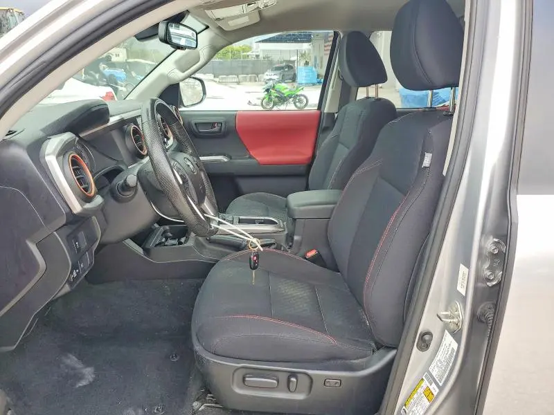 2021 TOYOTA TACOMA SR5 V6  