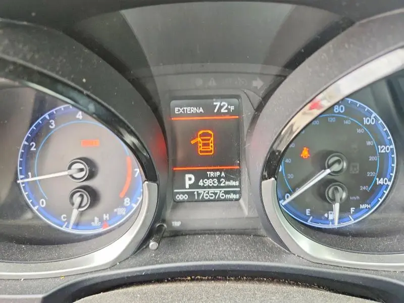 2015 TOYOTA COROLLA S PLUS  
