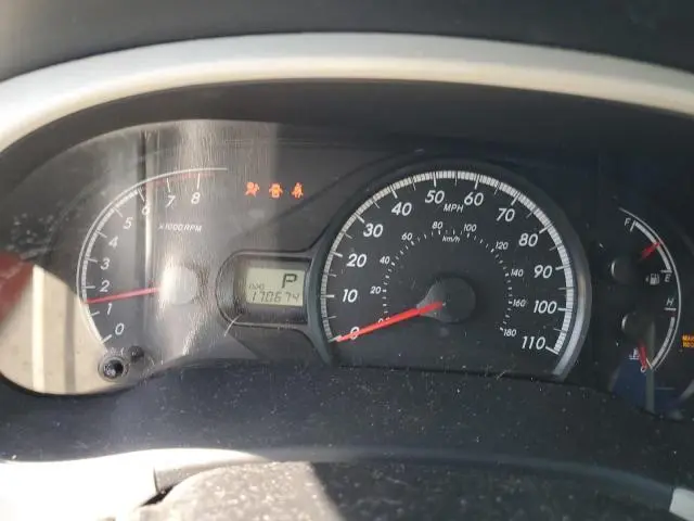 2011 TOYOTA SIENNA BASE  