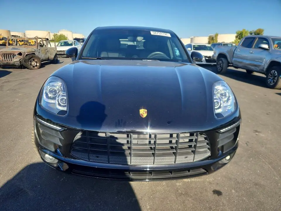 2016 PORSCHE MACAN S  