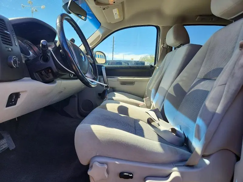 2011 CHEVROLET SILVERADO K1500 LT  