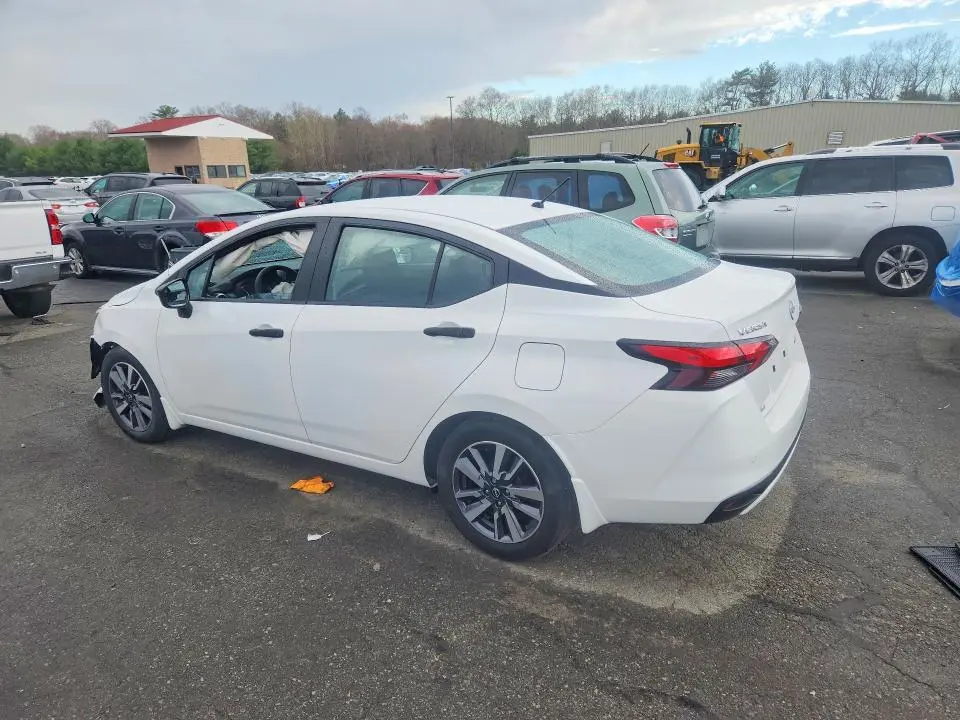 2024 NISSAN VERSA S  