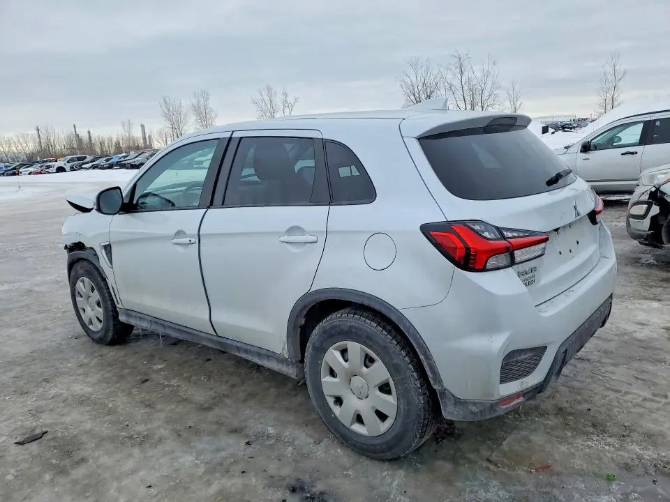 2023 MITSUBISHI RVR SE  