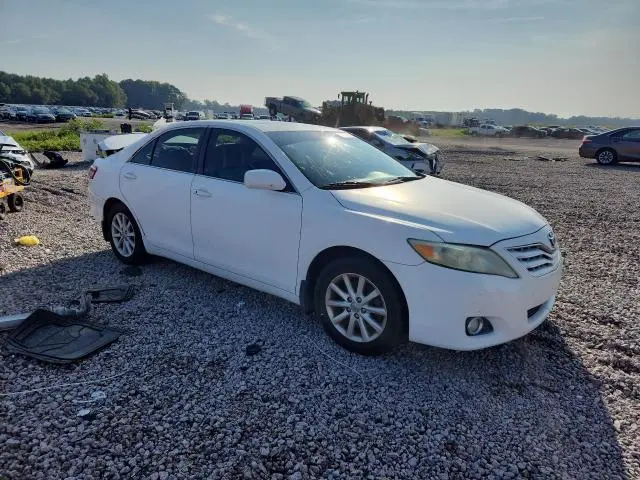 2011 TOYOTA CAMRY XLE  