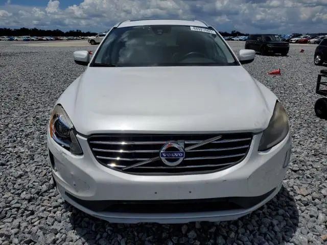 2016 VOLVO XC60 T5 PREMIER  