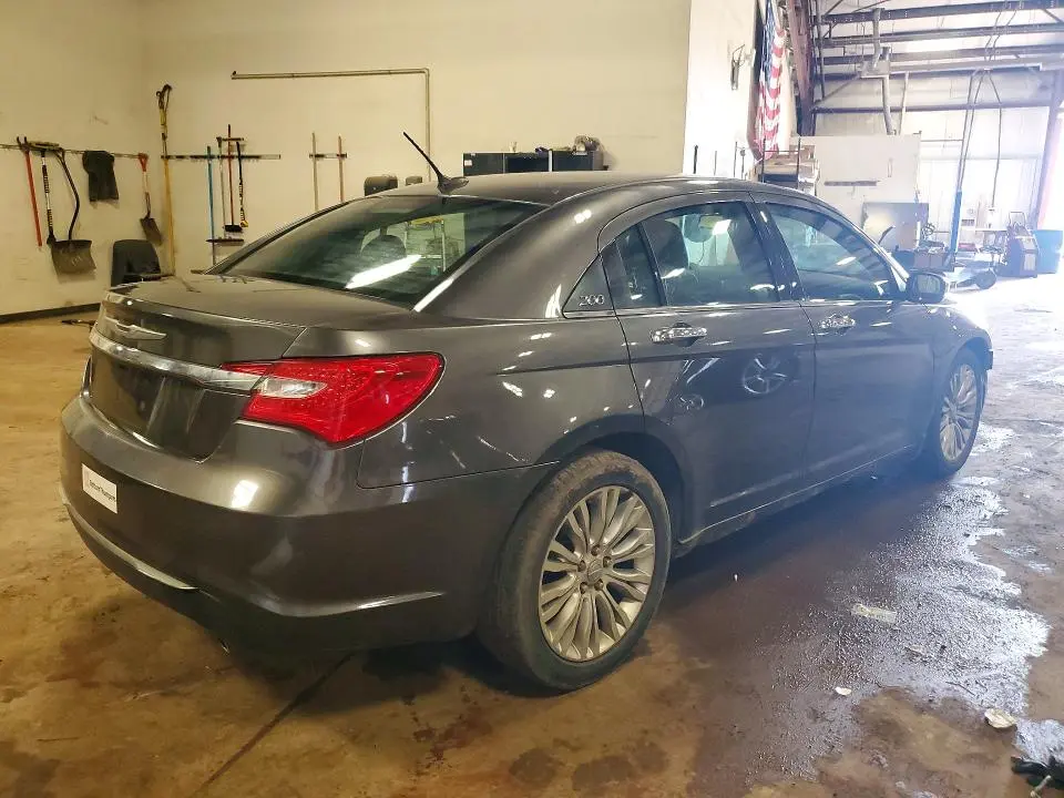 2014 CHRYSLER 200 LIMITED  