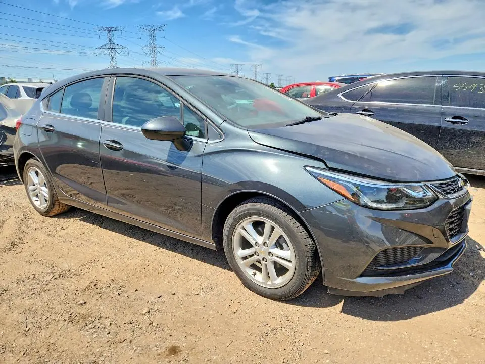 2017 CHEVROLET CRUZE LT  
