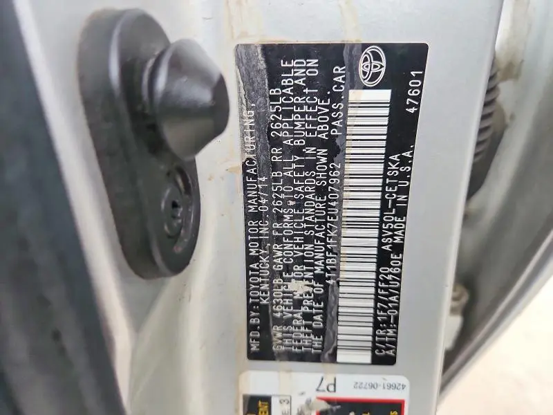 2014 TOYOTA CAMRY SE  