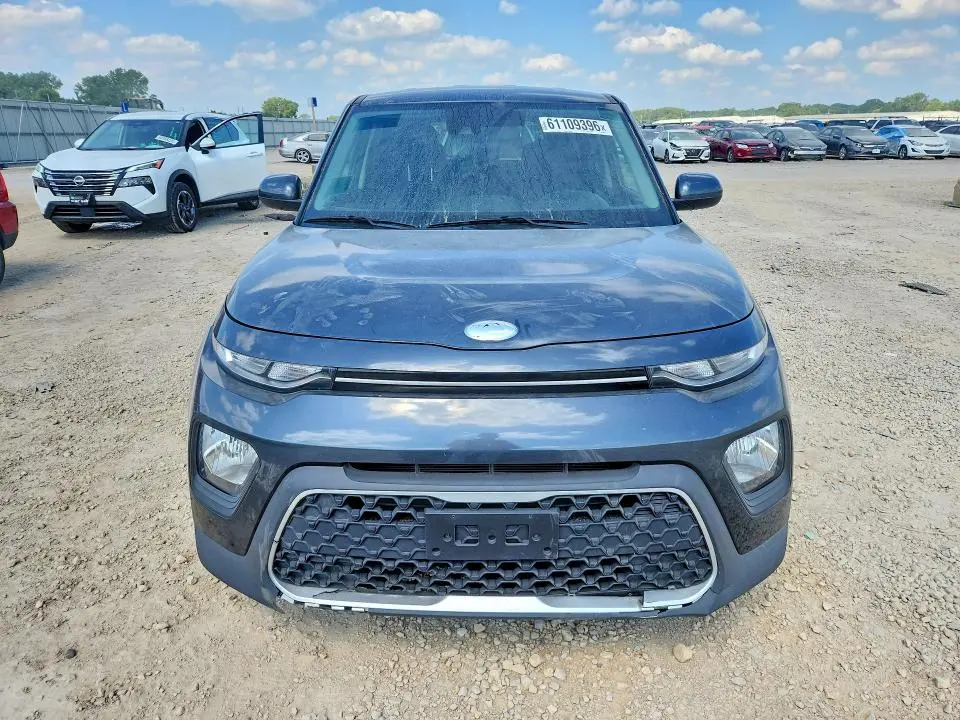 2020 KIA SOUL S  
