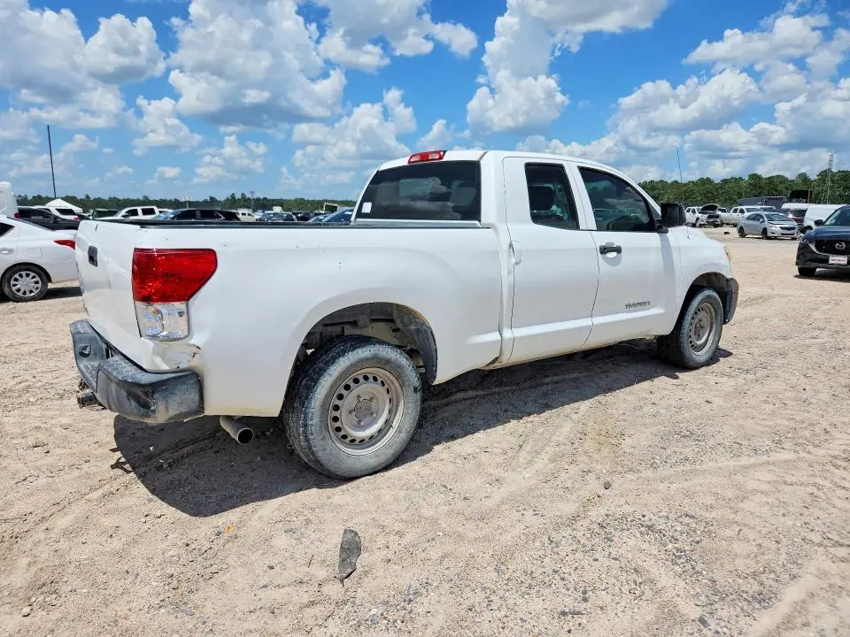 2011 TOYOTA TUNDRA DOUBLE CAB SR5  