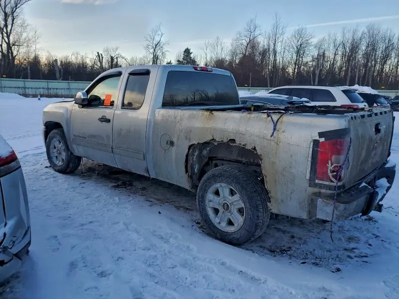 2011 CHEVROLET SILVERADO K1500 LT  