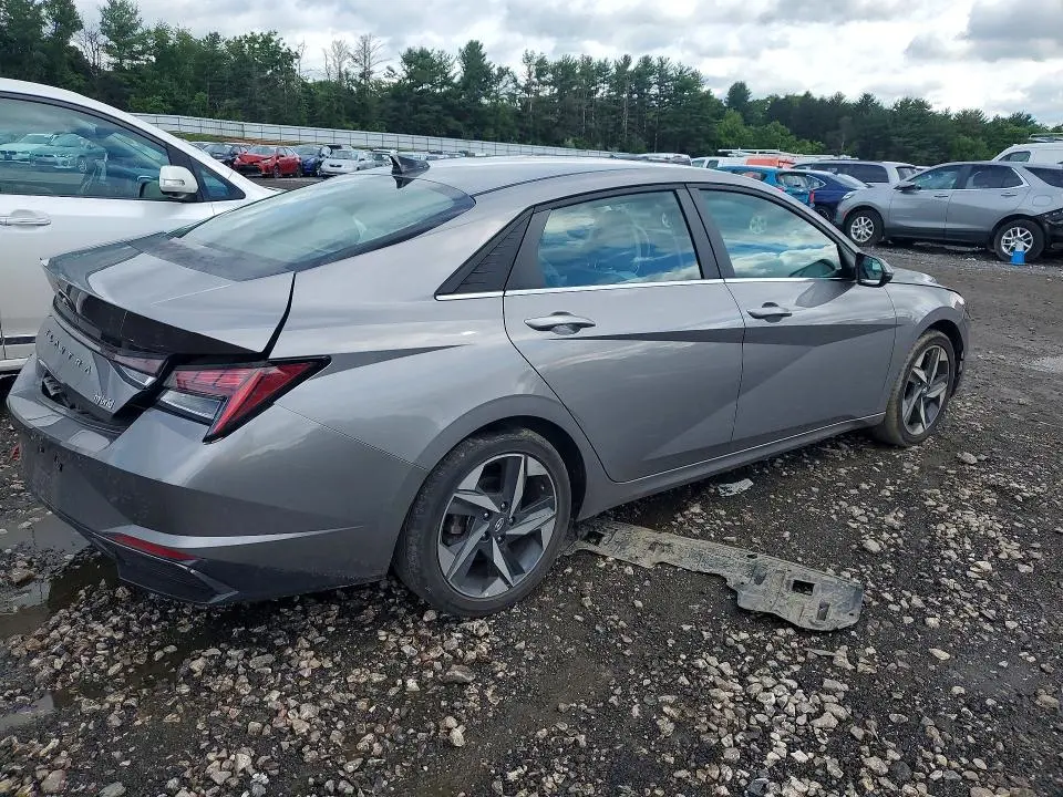 2022 HYUNDAI ELANTRA LIMITED  