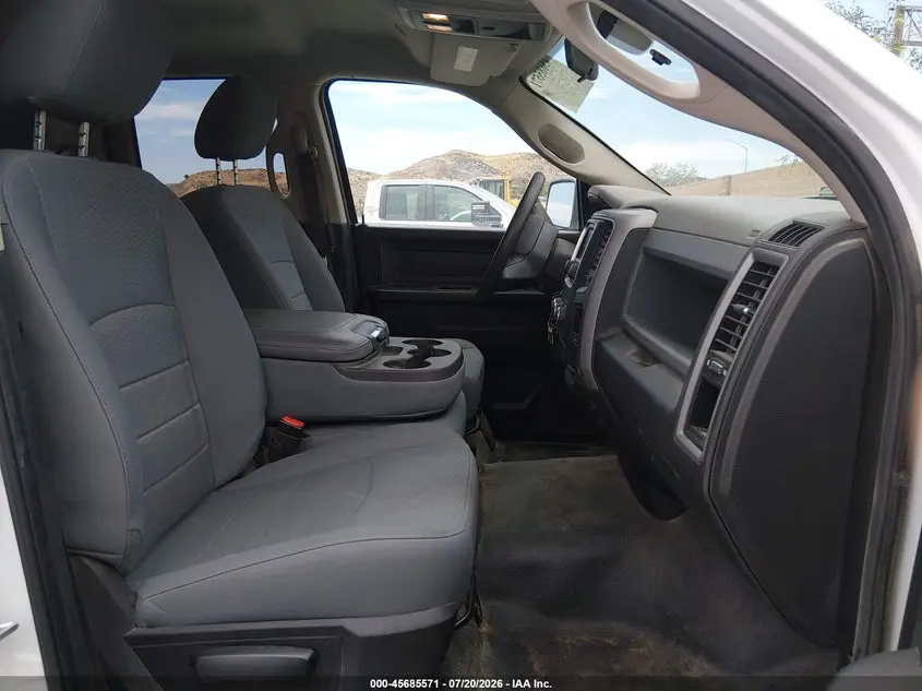 2019 RAM 1500 CLASSIC  