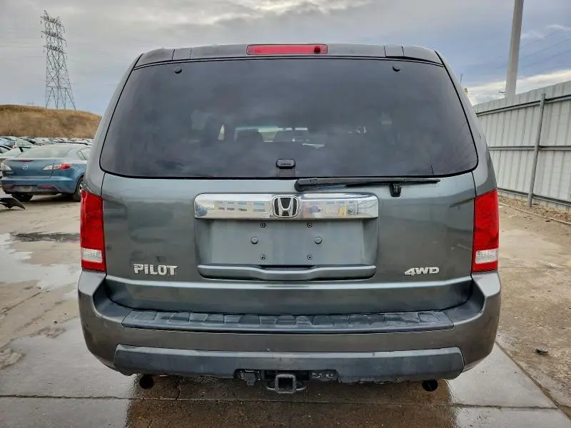 2011 HONDA PILOT LX  