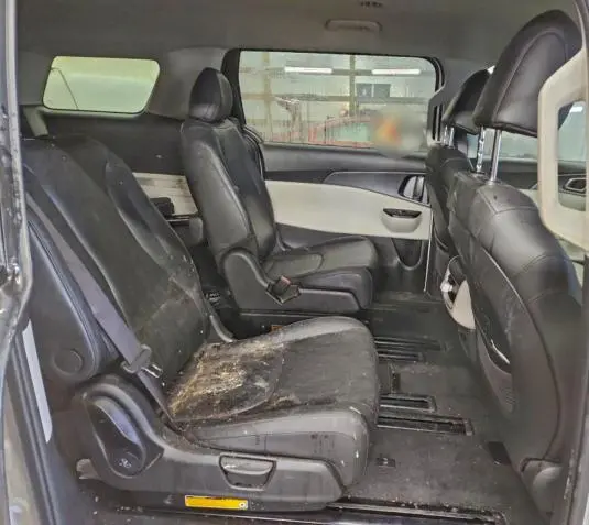 2023 KIA CARNIVAL LX  