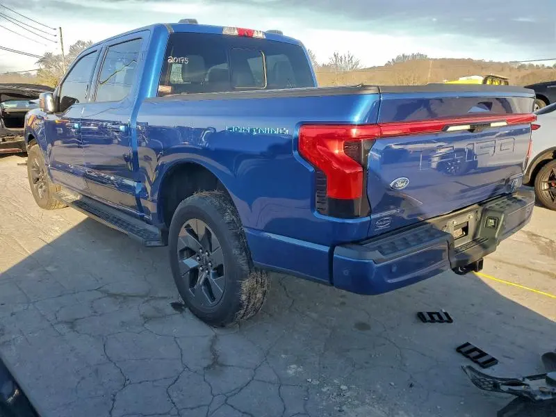 2022 FORD F150 LIGHTNING PRO  