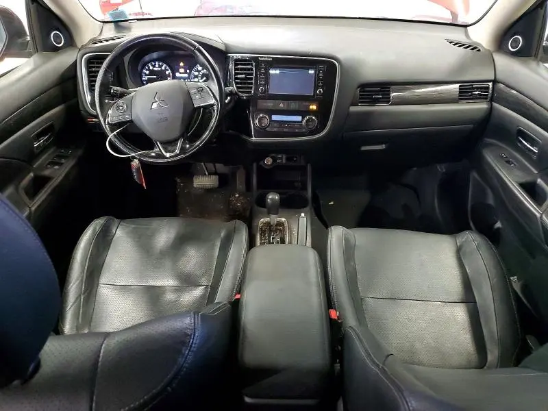 2016 MITSUBISHI OUTLANDER SE  