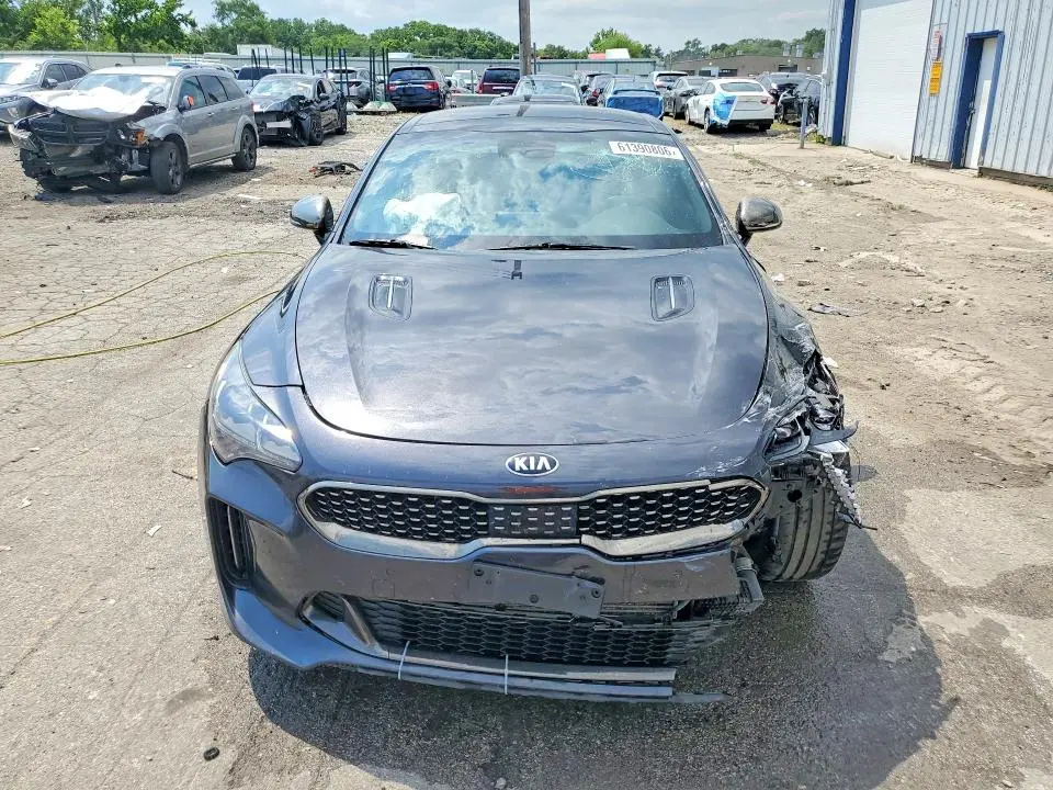 2020 KIA STINGER GT1  