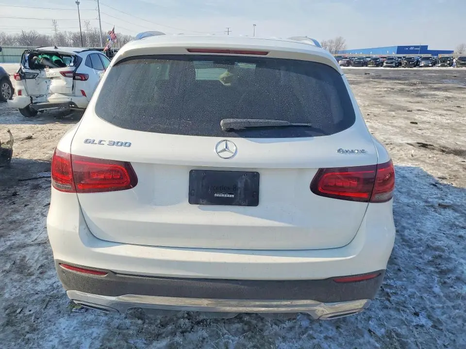 2022 MERCEDES-BENZ GLC 300 4MATIC  
