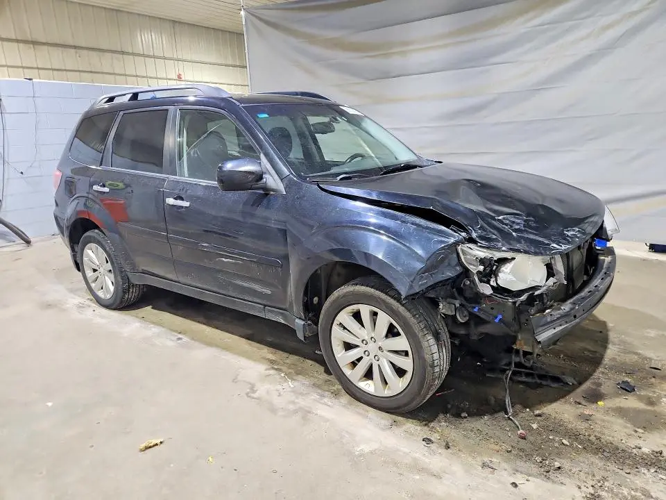 2012 SUBARU FORESTER LIMITED  