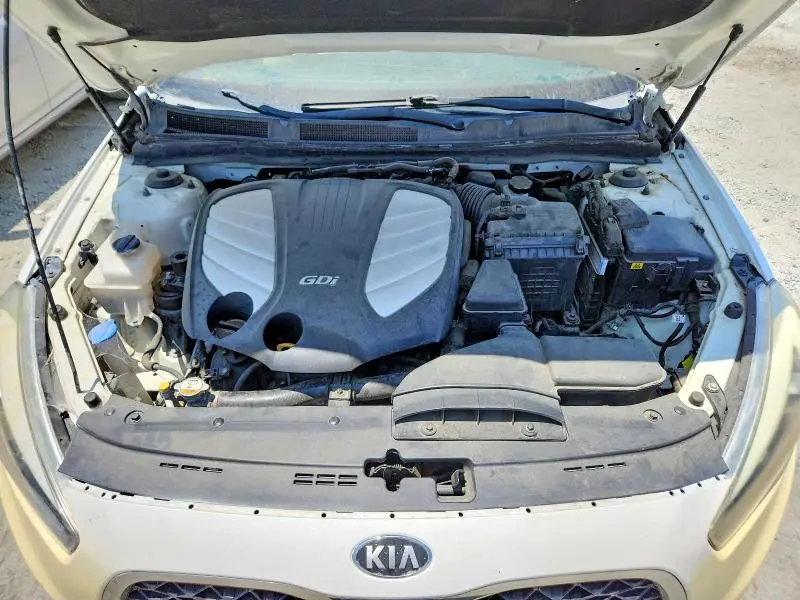 2015 KIA CADENZA PREMIUM  