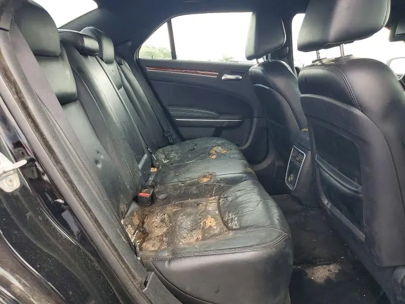 2013 CHRYSLER 300   