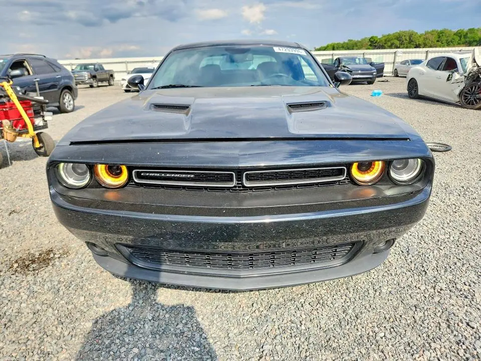 2019 DODGE CHALLENGER SXT  