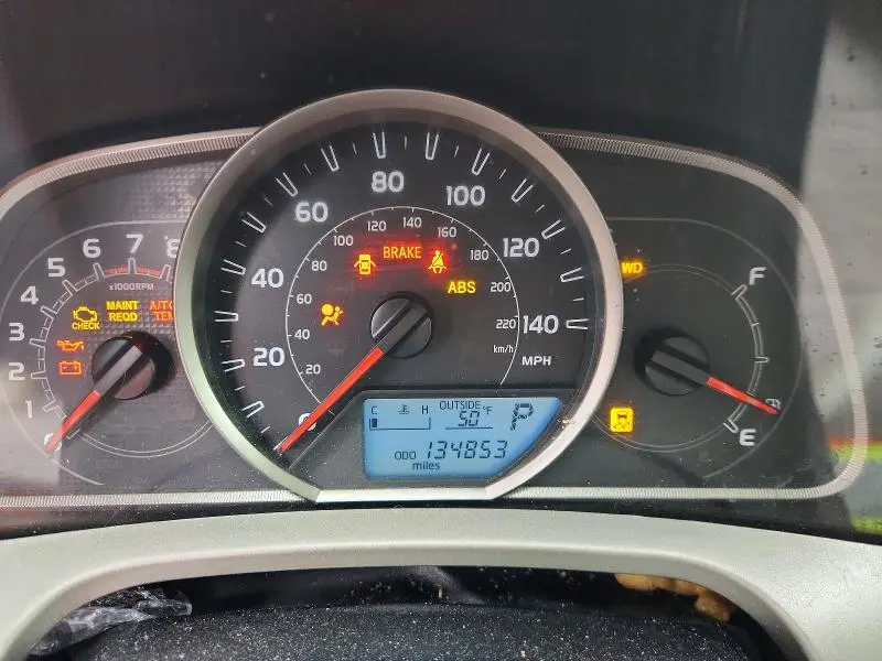 2014 TOYOTA RAV4 XLE  