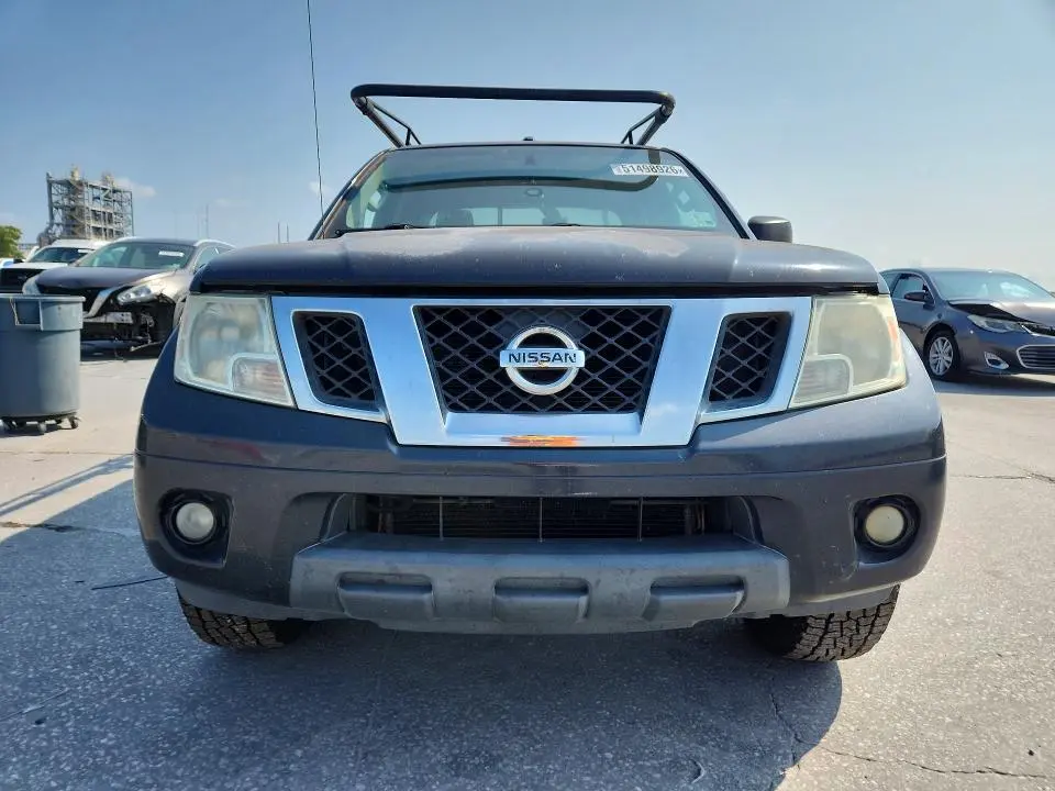 2014 NISSAN FRONTIER SV  