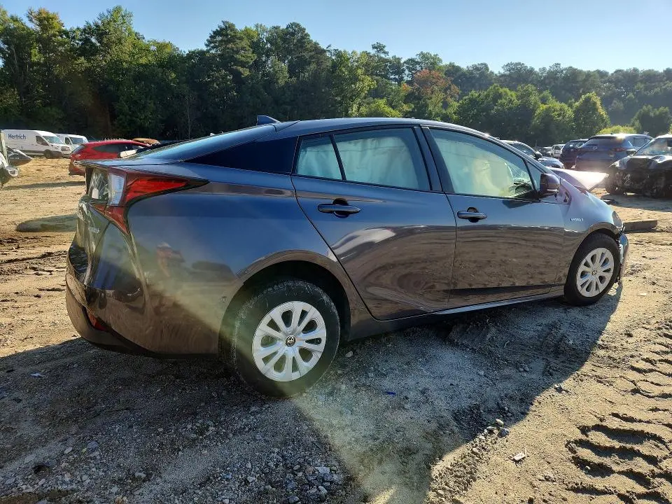 2019 TOYOTA PRIUS LE  