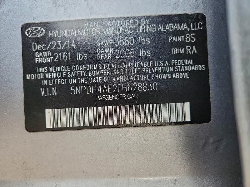 2015 HYUNDAI ELANTRA SE  