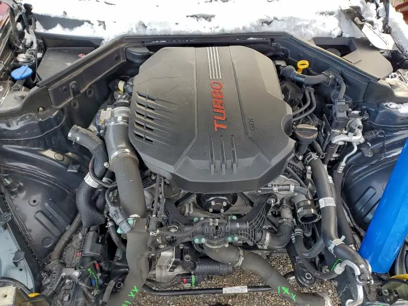 2023 KIA STINGER GT2  