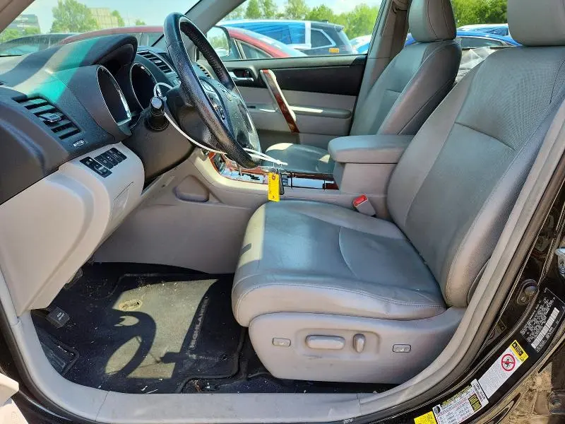 2012 TOYOTA HIGHLANDER LIMITED  