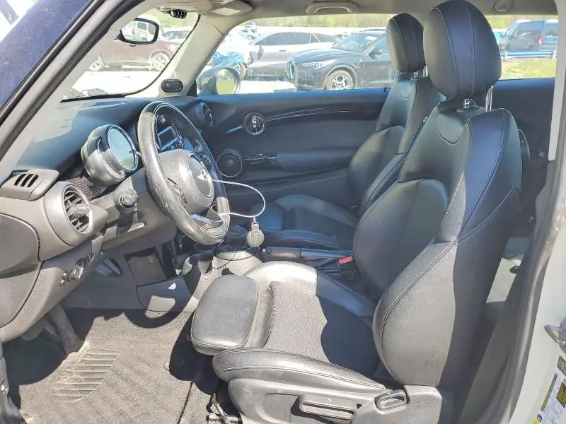 2015 MINI COOPER S  