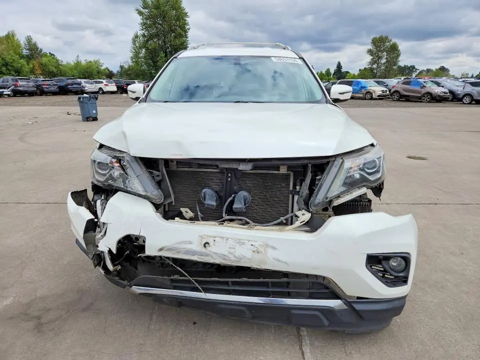 2018 NISSAN PATHFINDER SV  