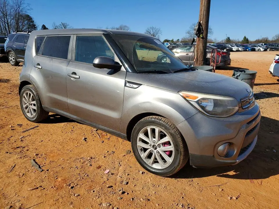 2019 KIA SOUL +  