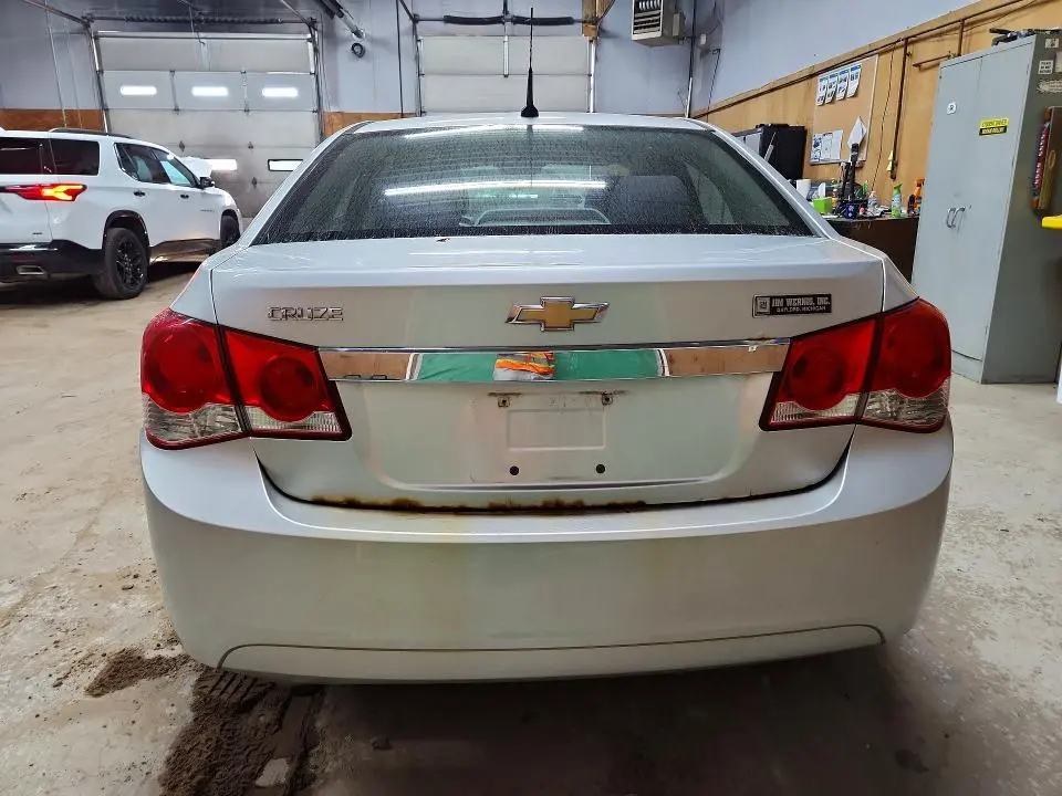 2013 CHEVROLET CRUZE LS  