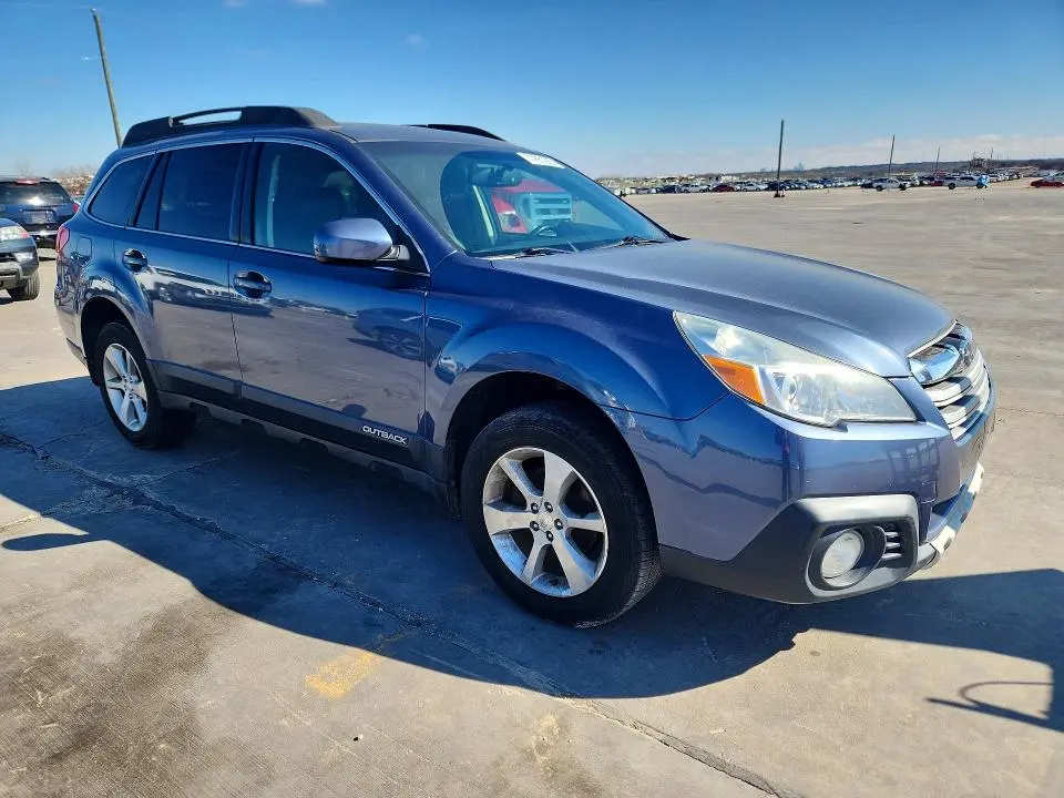 2013 SUBARU OUTBACK   