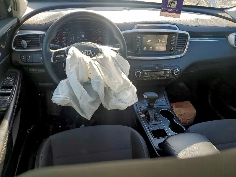 2019 KIA SORENTO LX V6  