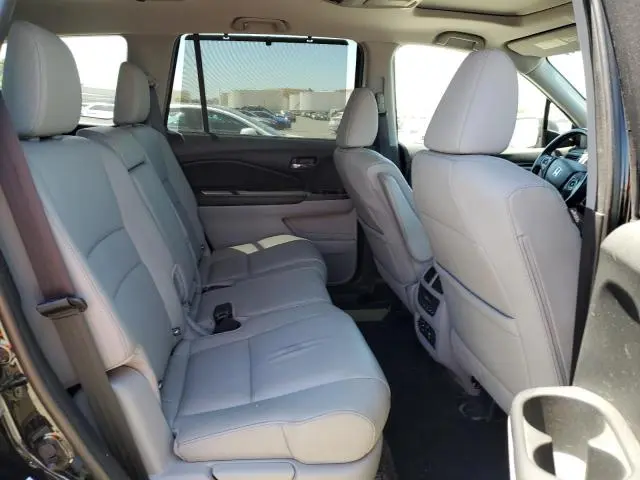 2016 HONDA PILOT TOURING  