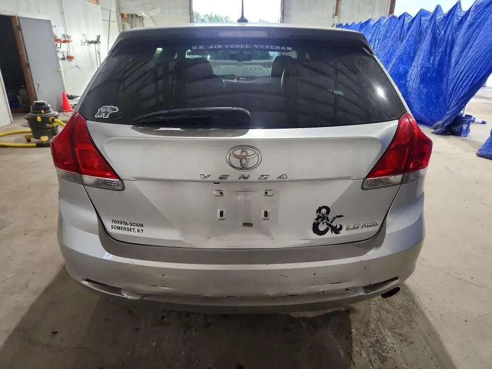 2012 TOYOTA VENZA LE  