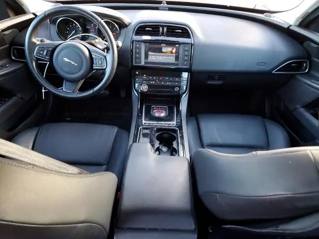 2018 JAGUAR XE PREMIUM  