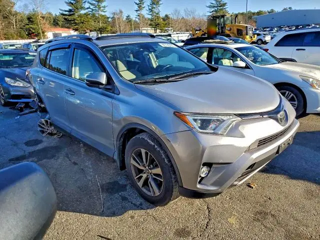 2018 TOYOTA RAV4 XLE  