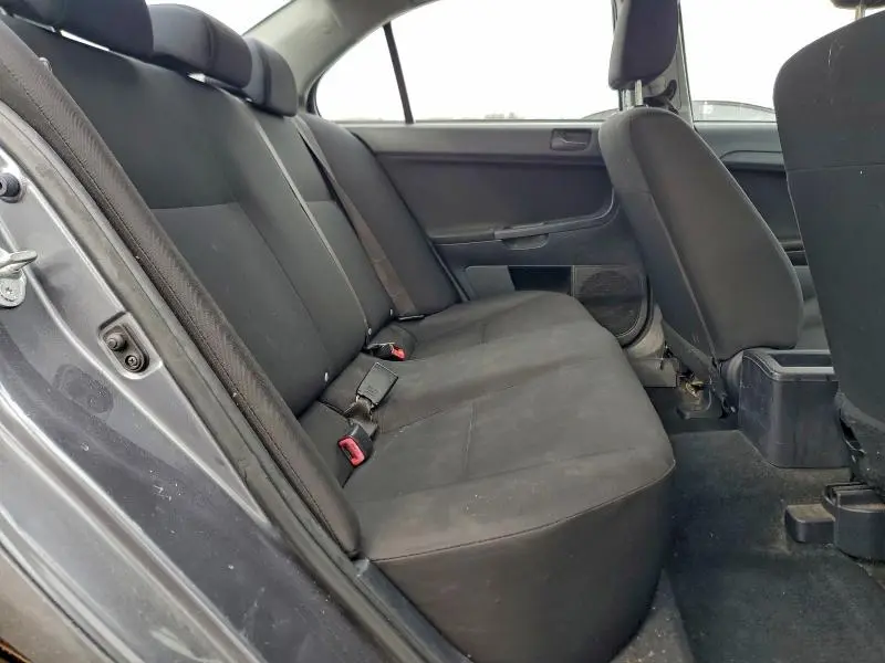 2010 MITSUBISHI LANCER DE  