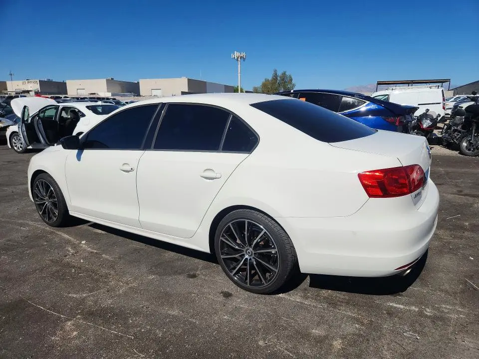 2014 VOLKSWAGEN JETTA BASE  